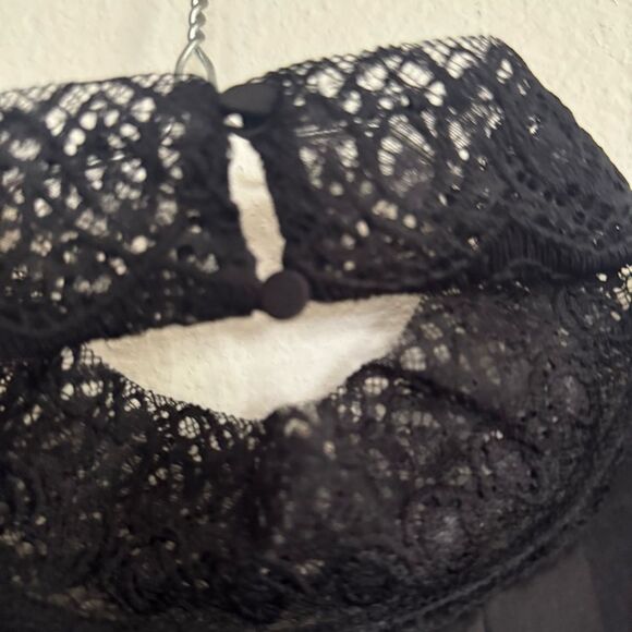 NWOT Express Elegant Black Lace Dress Mock Neck Size S - Picture 5 of 15